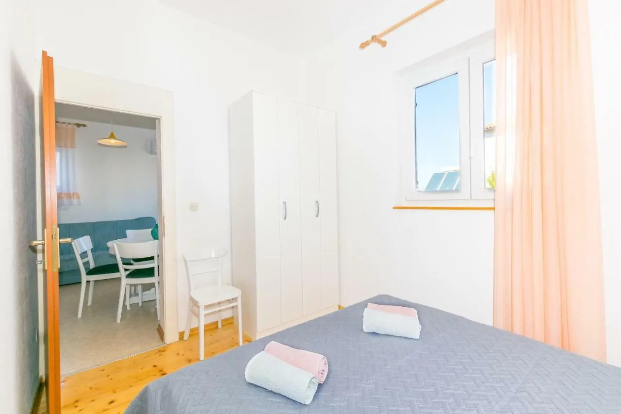 Apartments Guido Close From The Beach Pjescana Uvala