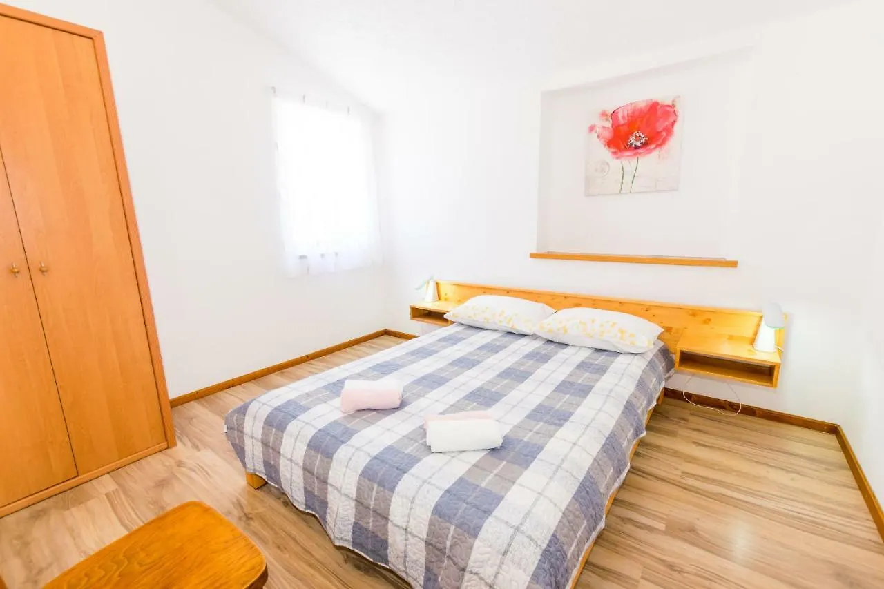 Apartments Guido Close From The Beach Pjescana Uvala