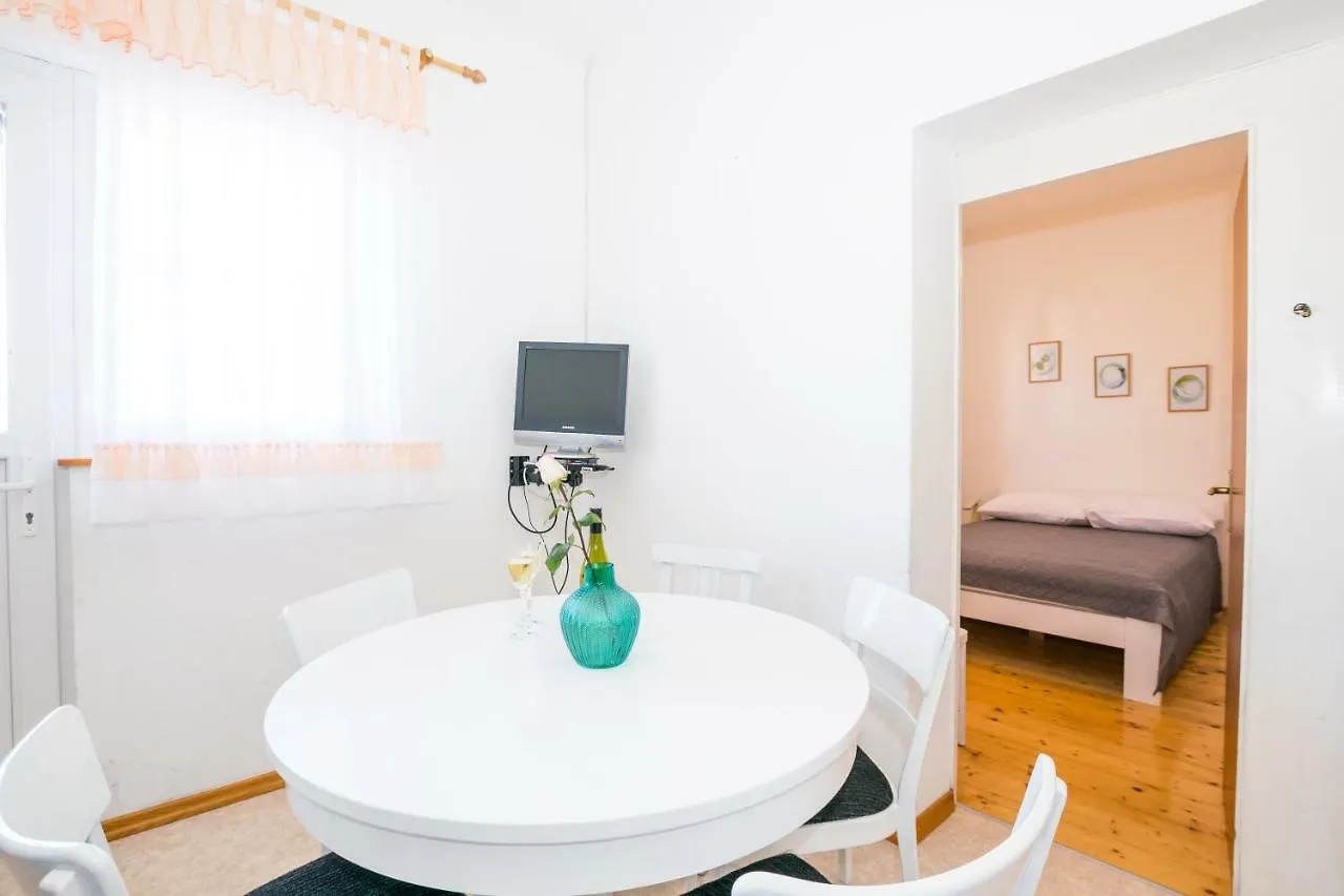 Apartments Guido Close From The Beach Pjescana Uvala