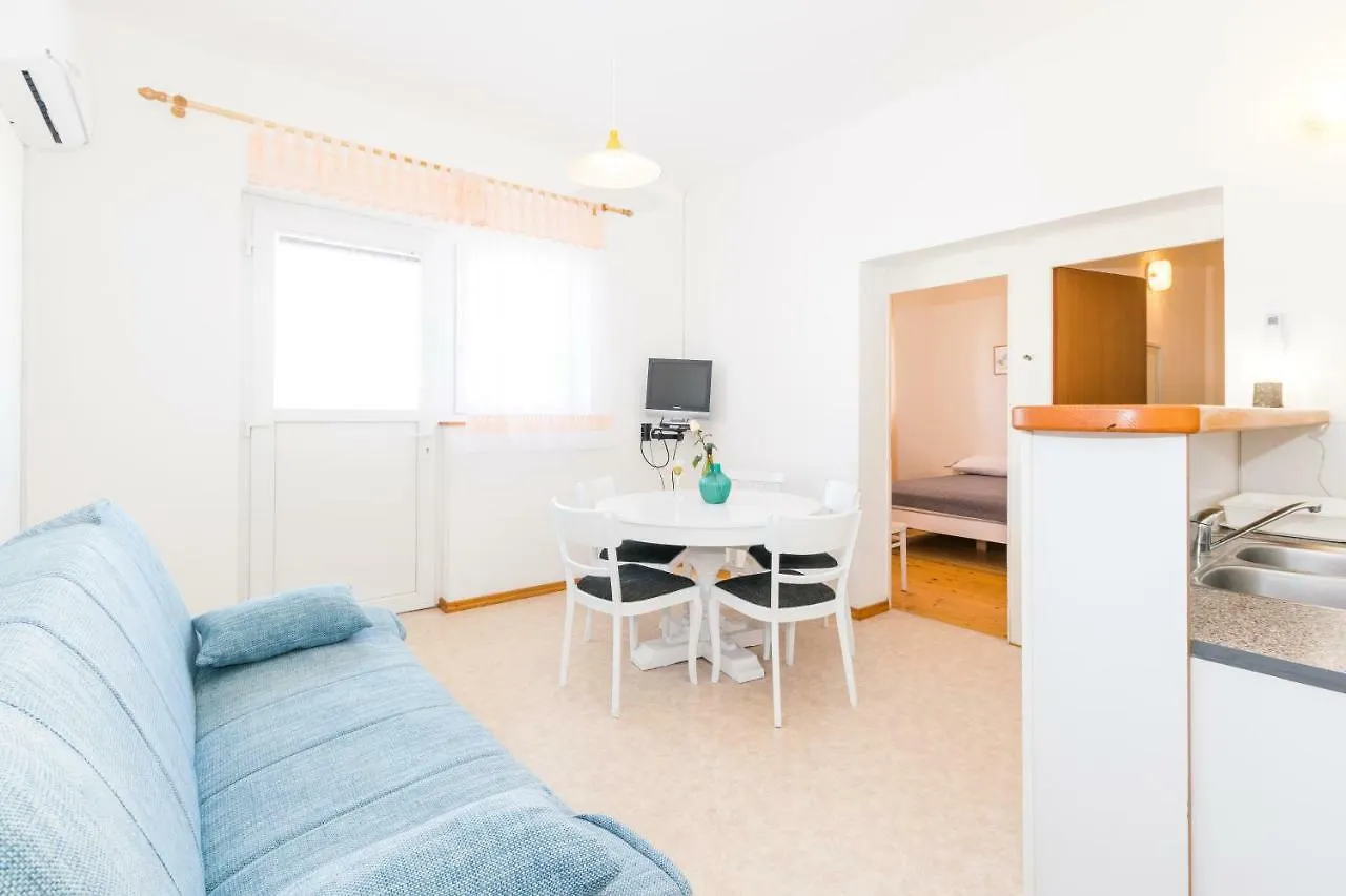 Apartments Guido Close From The Beach Pjescana Uvala
